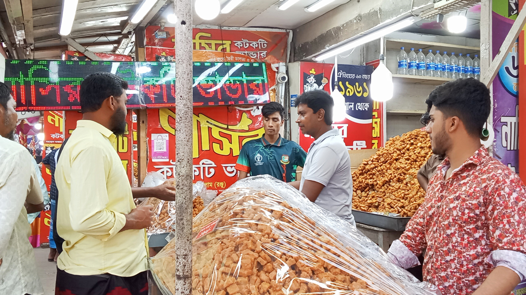 মহাস্থানগড়ে সাধু-সন্ন্যাসী ও বাউলদের মিলনমেলা