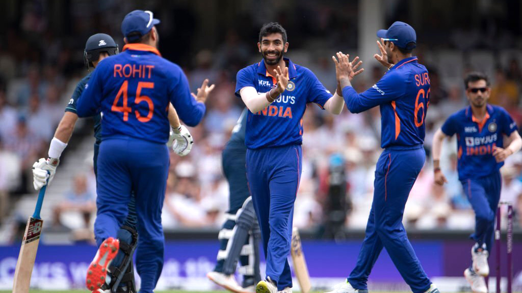 বুমরাকে ফিরিয়ে ভারতের টি-টোয়েন্টি বিশ্বকাপ দল