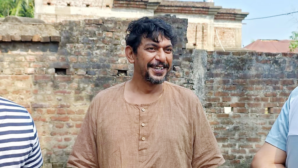 কলকাতায় ‘শেকড়’ সিনেমার শুটিং শুরু করলেন চঞ্চল চৌধুরী