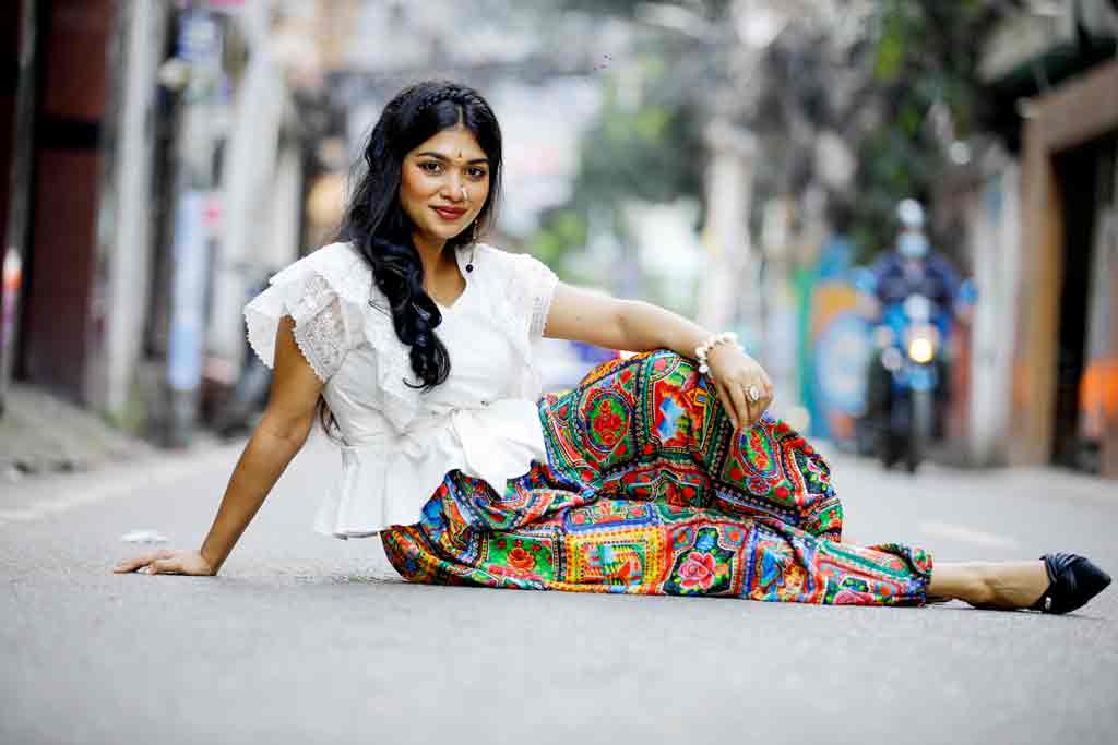 গবলিন ফ্যাশন তারুণ্যের ছকভাঙা সাজ