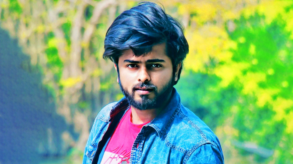 প্রতারণার অভিযোগে পরাগের বিরুদ্ধে মামলা