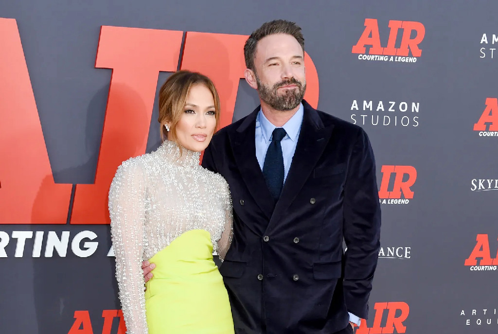 জেনিফার লোপেজের জন্য বাড়ির মালিকানা ত্যাগ করলেন বেন অ্যাফ্লেক