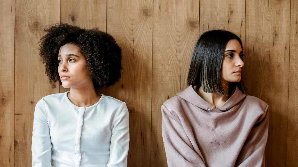 কখন বলবেন, ‘হে বন্ধু বিদায়’