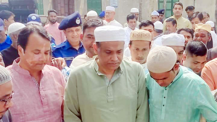 কারও অপকর্মের দায়ভার নেব না: ভূমিমন্ত্রী