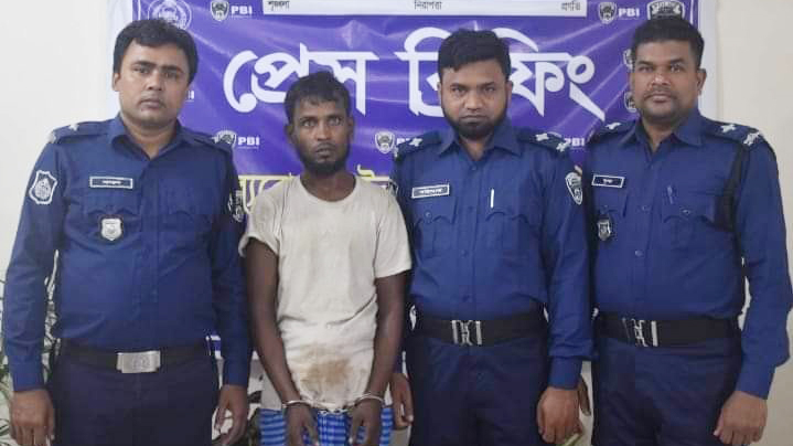 ধর্ষণ মামলায় জামিনে মুক্তি পেয়ে কিশোরীকে ধর্ষণ করে হত্যা