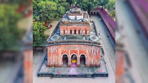 টেরাকোটার রূপকথা কান্তজিউ মন্দির