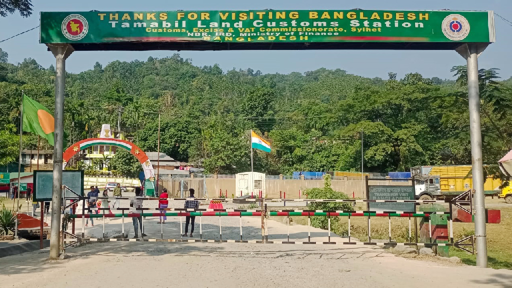 ১৩ বাংলাদেশিকে ধরে নিয়ে যাওয়ার অভিযোগ বিএসএফের বিরুদ্ধে