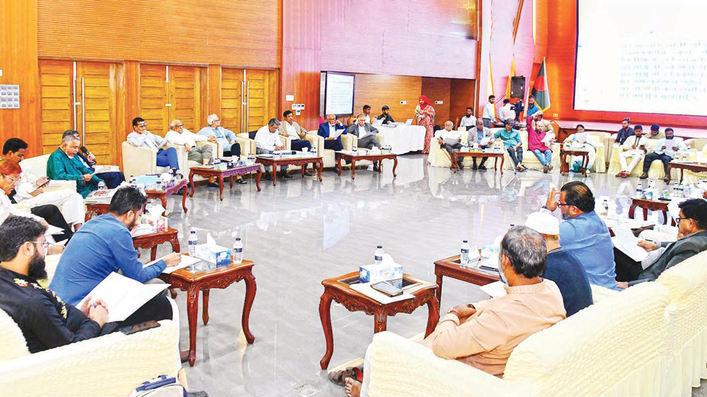 নারী প্রার্থী ক্রমে ১০০ হবে প্রতি নির্বাচনে বাড়বে ৫%