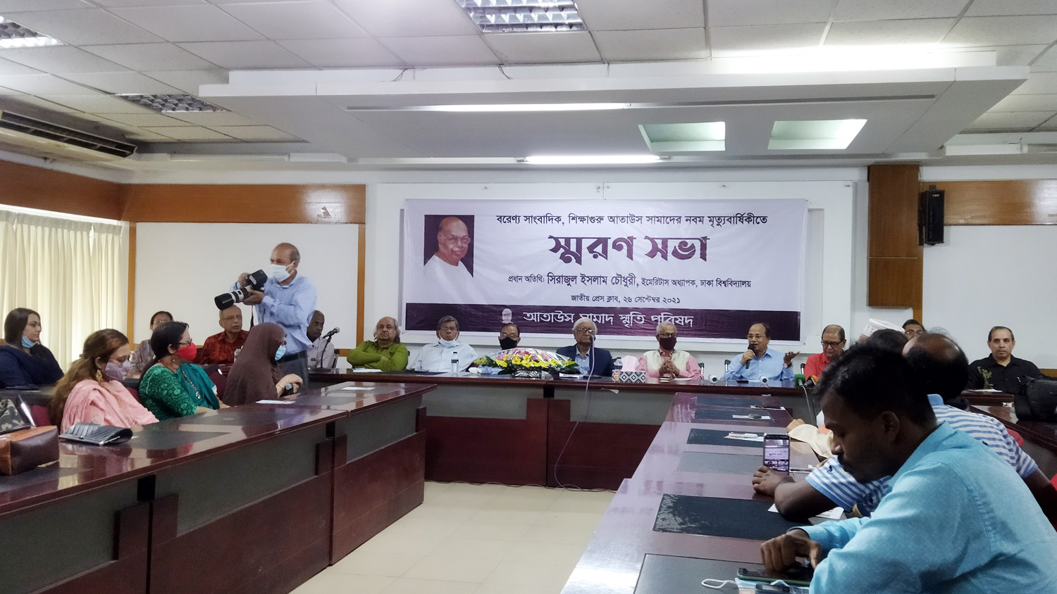 'দেশের জন্য সাংবাদিকদের ঐক্য জরুরি'