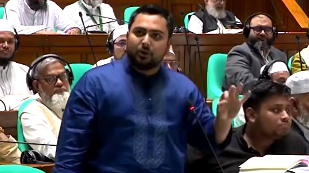 অন্তর্বর্তী সরকারের নবীন সদস্যদের বিরুদ্ধে দুর্নীতির অভিযোগ শামার, প্রমাণ চাইলেন নাহিদ