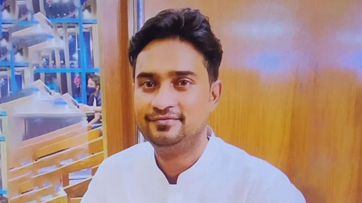 সাভারে নিয়ন্ত্রণ হারিয়ে সড়ক বিভাজকে মোটরসাইকেলের ধাক্কা, নিহত ১ 