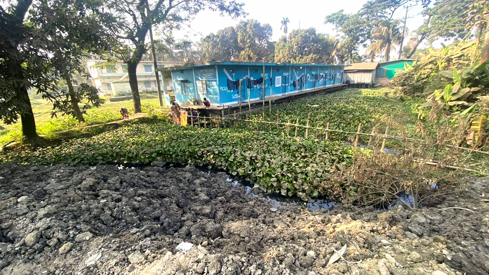 বন্ধ করা হল সীতাকুণ্ডের শতবর্ষী পুকুরের ভরাট কাজ