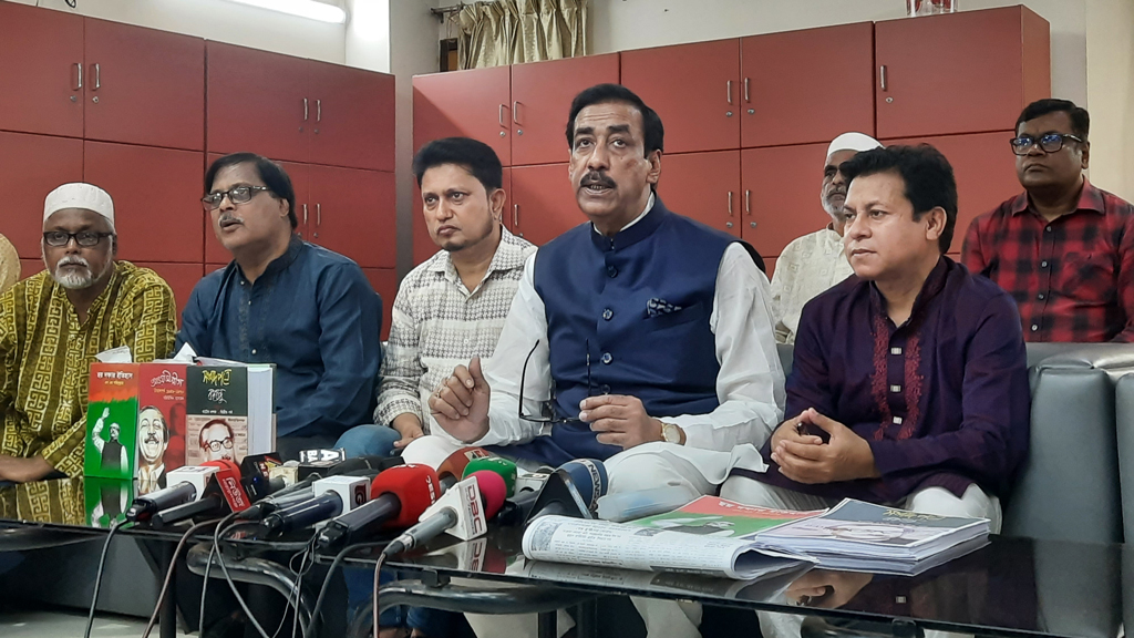 জিয়ার ম্যুরাল ভাঙার জন্য তৃতীয় পক্ষকে দুষলেন শামীম ওসমান 