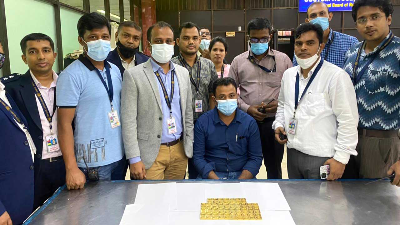 দুই বছরে ১২৮ বার  বিদেশে যান জাহাঙ্গীর