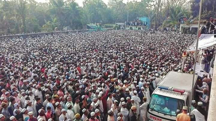 মাওলানা লুৎফর রহমানের জানাজায় মানুষের ঢল, দাফন সম্পন্ন