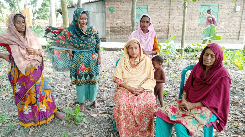 বাবার সঙ্গে খালে গোসল করতে নেমে স্কুলছাত্রের মৃত্যু