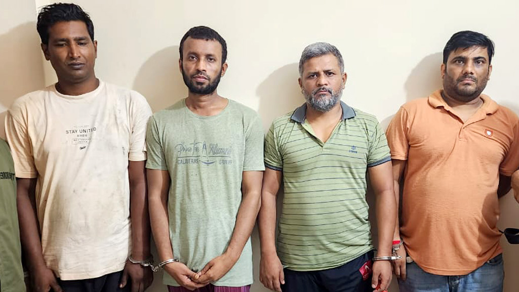 অনলাইন জুয়ার মাধ্যমে এক মাসে অর্ধকোটি টাকা হাতিয়েছে চক্রটি: এটিইউ
