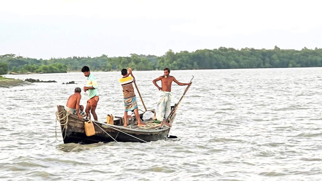 দাদনের গ্যাঁড়াকলে জেলেরা