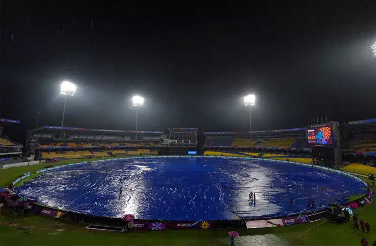 ভারত-পাকিস্তান ম্যাচে চোখ রাঙাচ্ছে বৃষ্টি