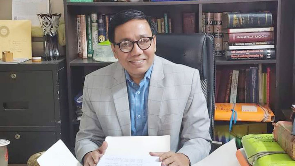 ‘ক্রসফায়ারে’র হুমকি: সমিতির কাছে নিরাপত্তা চাইলেন আইনজীবী