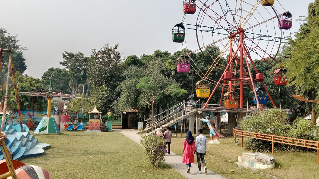 বিনোদন যেখানে শিক্ষার মাধ্যম