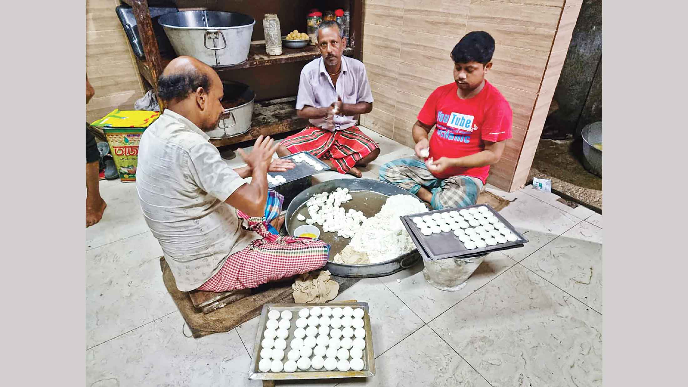 মুজতবা আলী এখানে মিষ্টি খেতে আসতেন