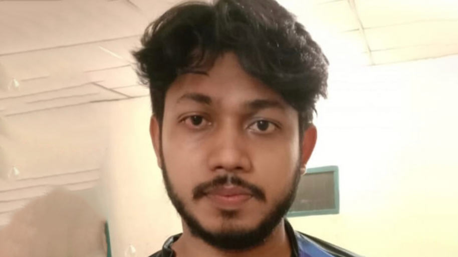 ডিবি পুলিশের ভুয়া পরিচয় দেওয়ায় যুবক গ্রেপ্তার