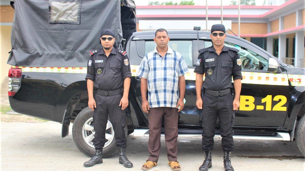 ৪০ লাখ টাকার হেরোইনসহ কারবারি আটক