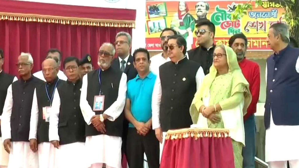 খুলনায় ২৪ প্রকল্প উদ্বোধন ও ৫টির ভিত্তিপ্রস্তর স্থাপন করলেন প্রধানমন্ত্রী