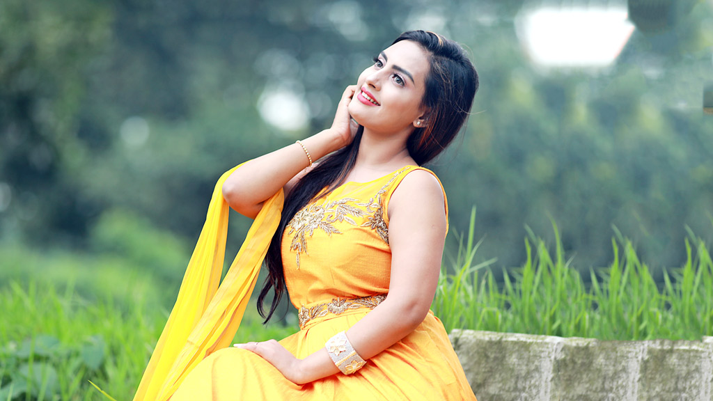 জীবনে ভোগ  নাকি উপভোগ
