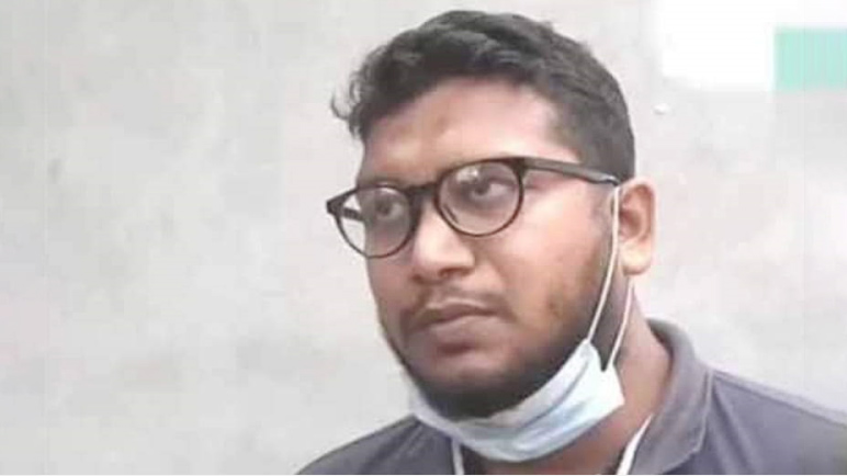চাকরি হারালেন ত্ব–হার সেই বন্ধু সিয়াম