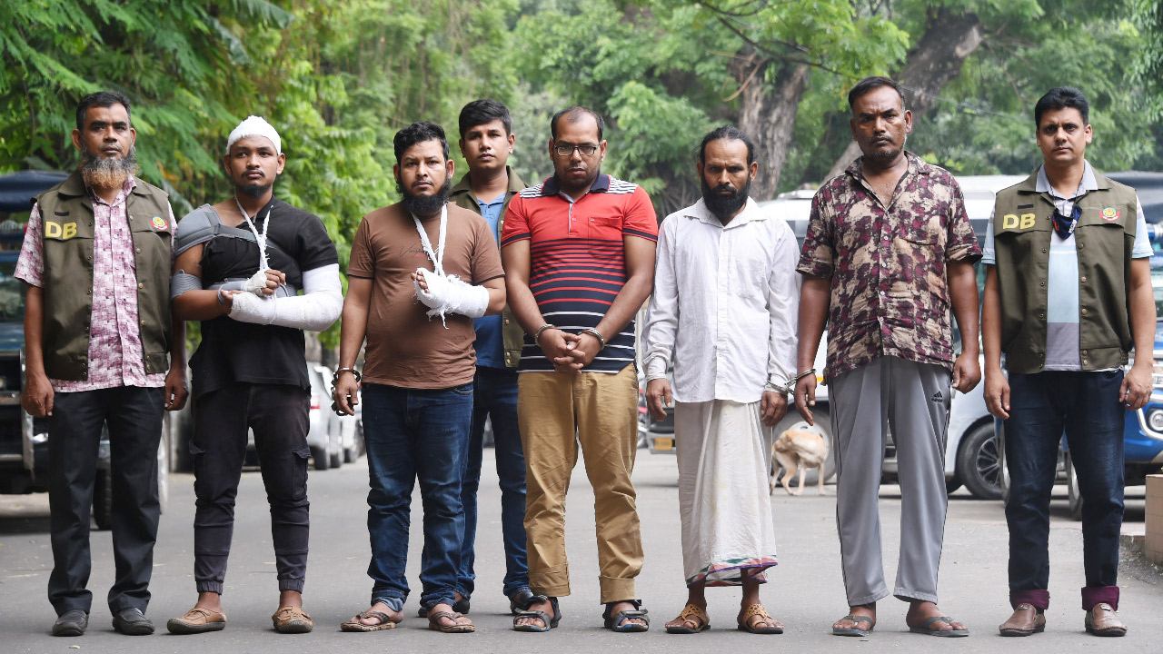 কড়াইল বস্তিতে আল আমিন হত্যার নেপথ্যে কমিটি ও চাঁদাবাজি, গ্রেপ্তার ৫