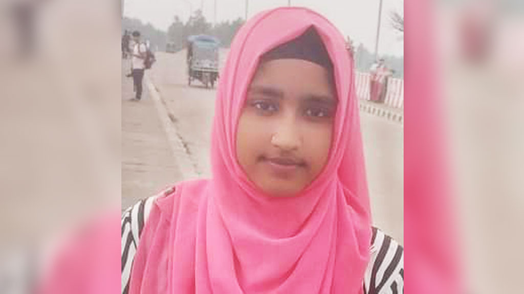 মোটরসাইকেলের ধাক্কায় বিশ্ববিদ্যালয়ের ছাত্রী নিহত