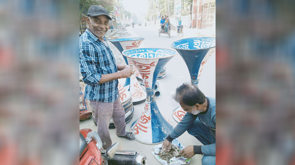 খুলনার কেসিসি মার্কেট চত্বরে বিএনপির সমাবেশের প্রস্তুতি