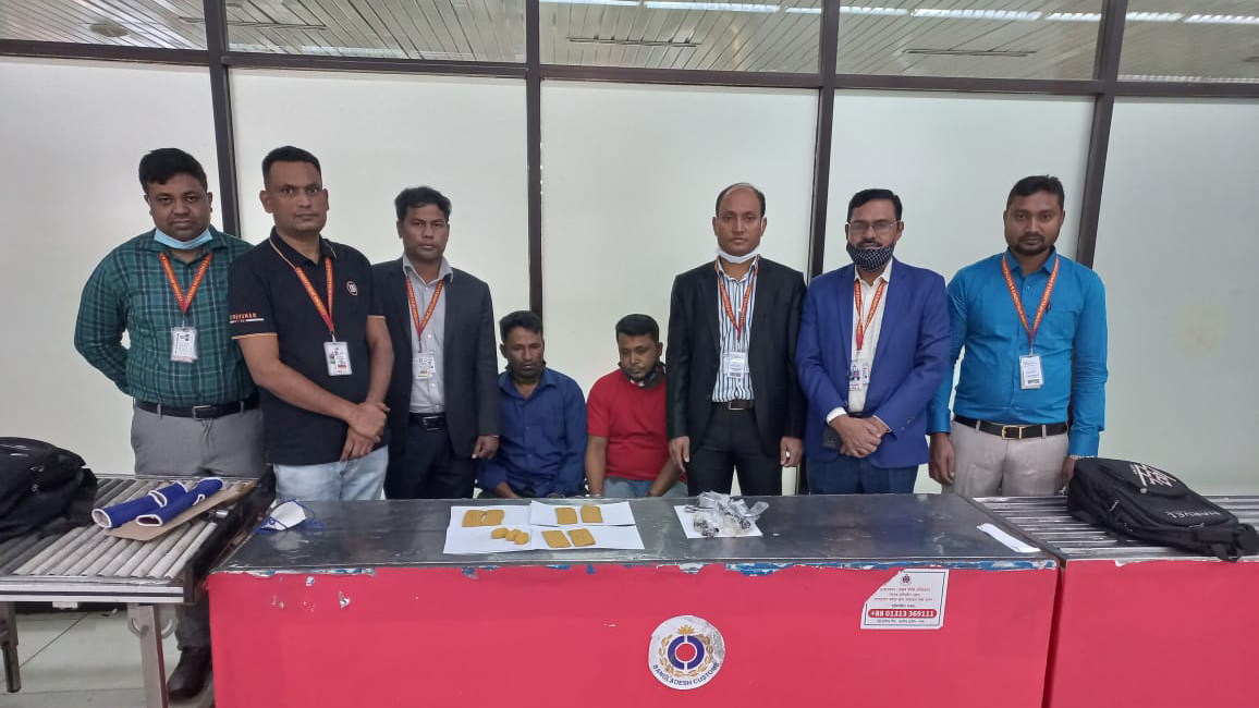 শাহজালাল বিমানবন্দরে প্রায় ৩ কোটি টাকার স্বর্ণসহ গ্রেপ্তার ২ 