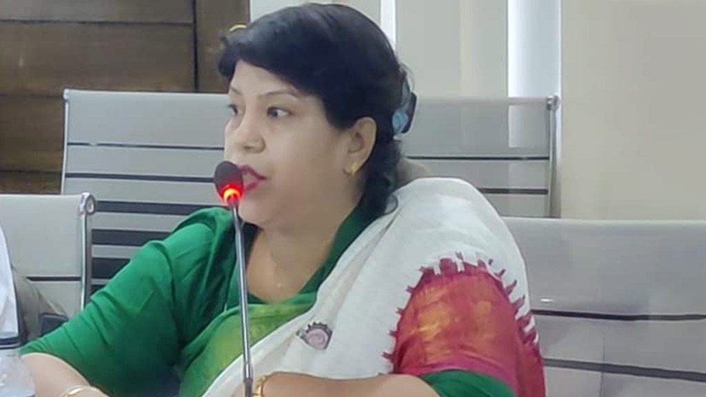 কক্সবাজার পৌরসভা নির্বাচন: ভাইয়ের জন্য পদ ছাড়লেন মহিলা লীগ সভাপতি