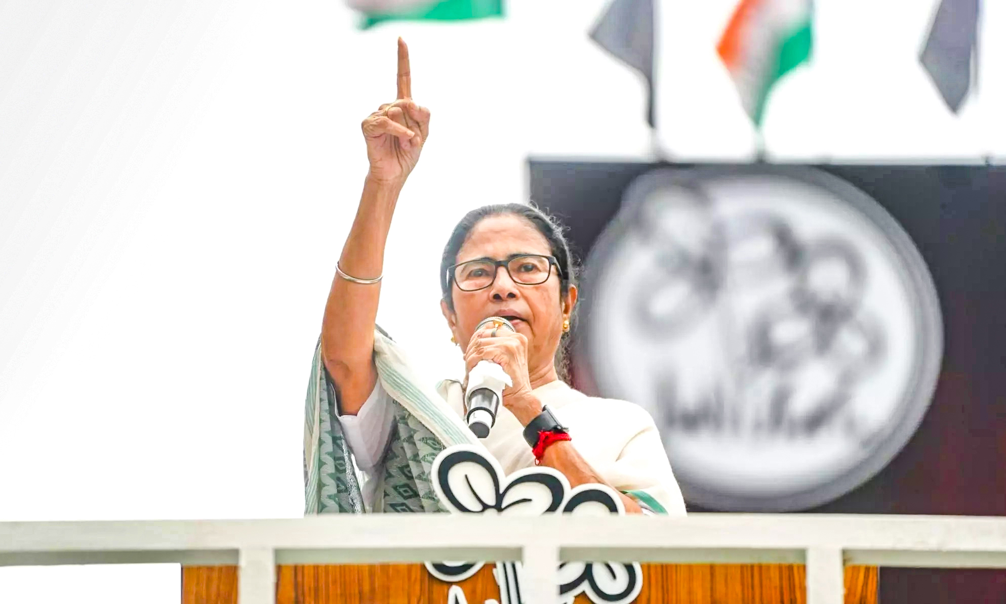 ভারতীয় রাজনীতিতে মমতার রাজনৈতিক অধ্যায় কি শেষ