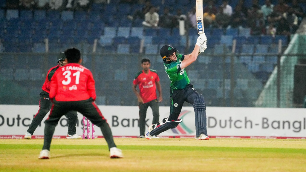 আইরিশদের বিপক্ষে সিরিজ বাঁচানোর লড়াই