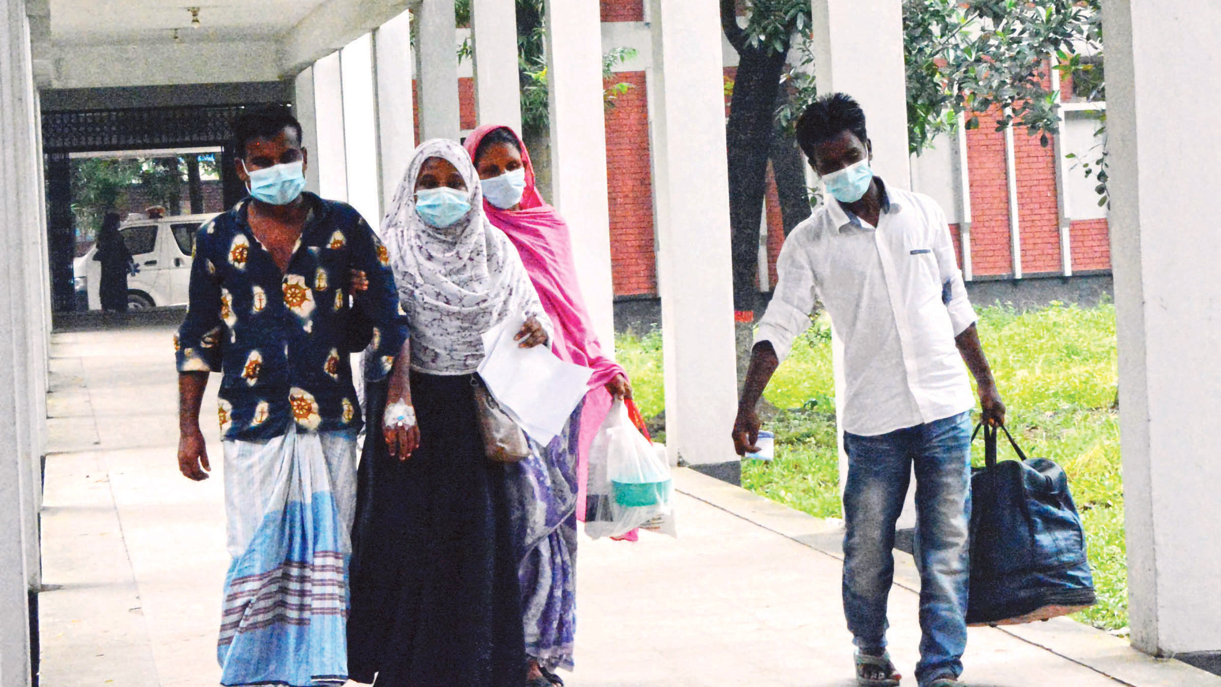 নামেই ডেঙ্গু হাসপাতাল