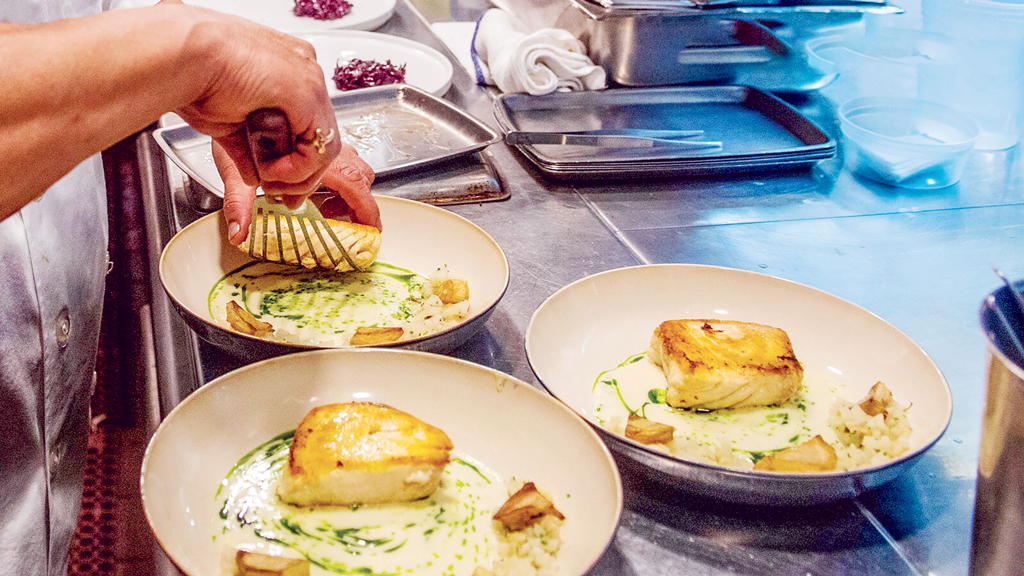 ইফতার ও সেহরিতে চাই বিশেষ সতর্কতা