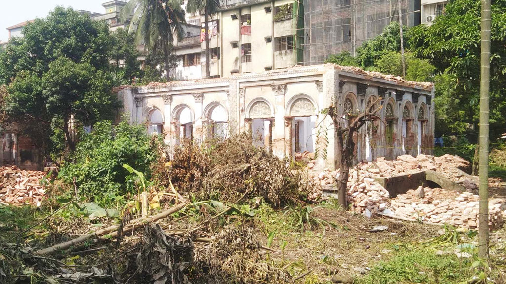 গেন্ডারিয়ায় শতবর্ষী বাড়ি ভাঙার বিরুদ্ধে জিডি