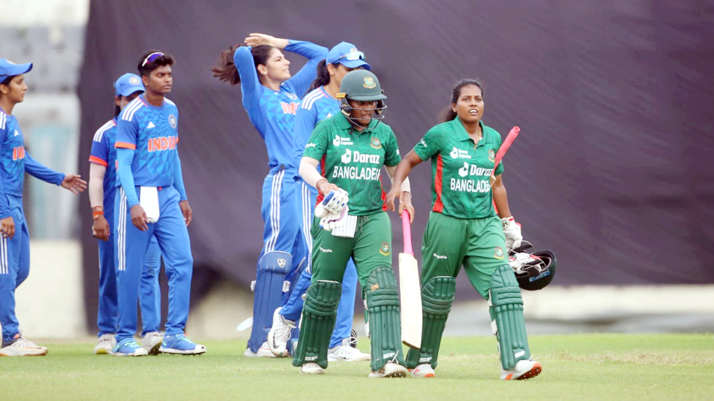 দেশের মাঠে প্রথমবার ভারতকে হারাল বাংলাদেশের মেয়েরা