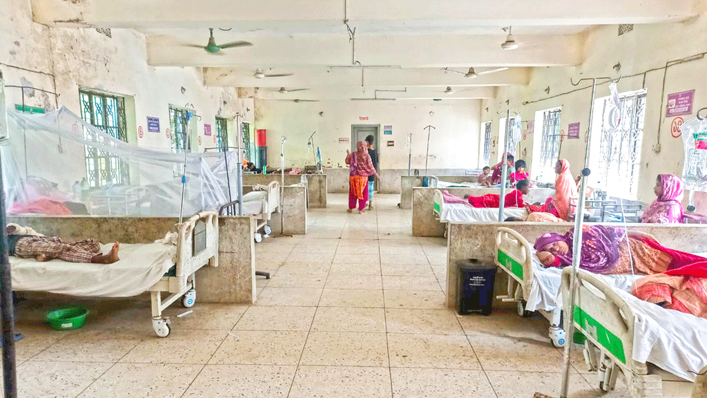 রোগীর কাছে থেকেও দূরে হাসপাতাল, ভোগান্তি