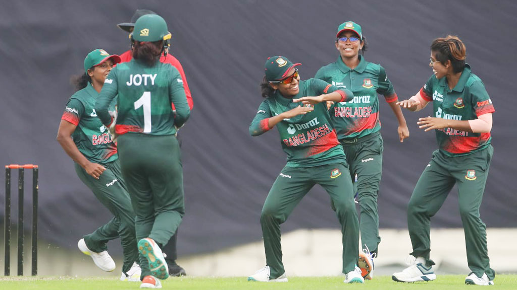 ভারতের বিপক্ষে বাংলাদেশের মেয়েদের ঐতিহাসিক জয়