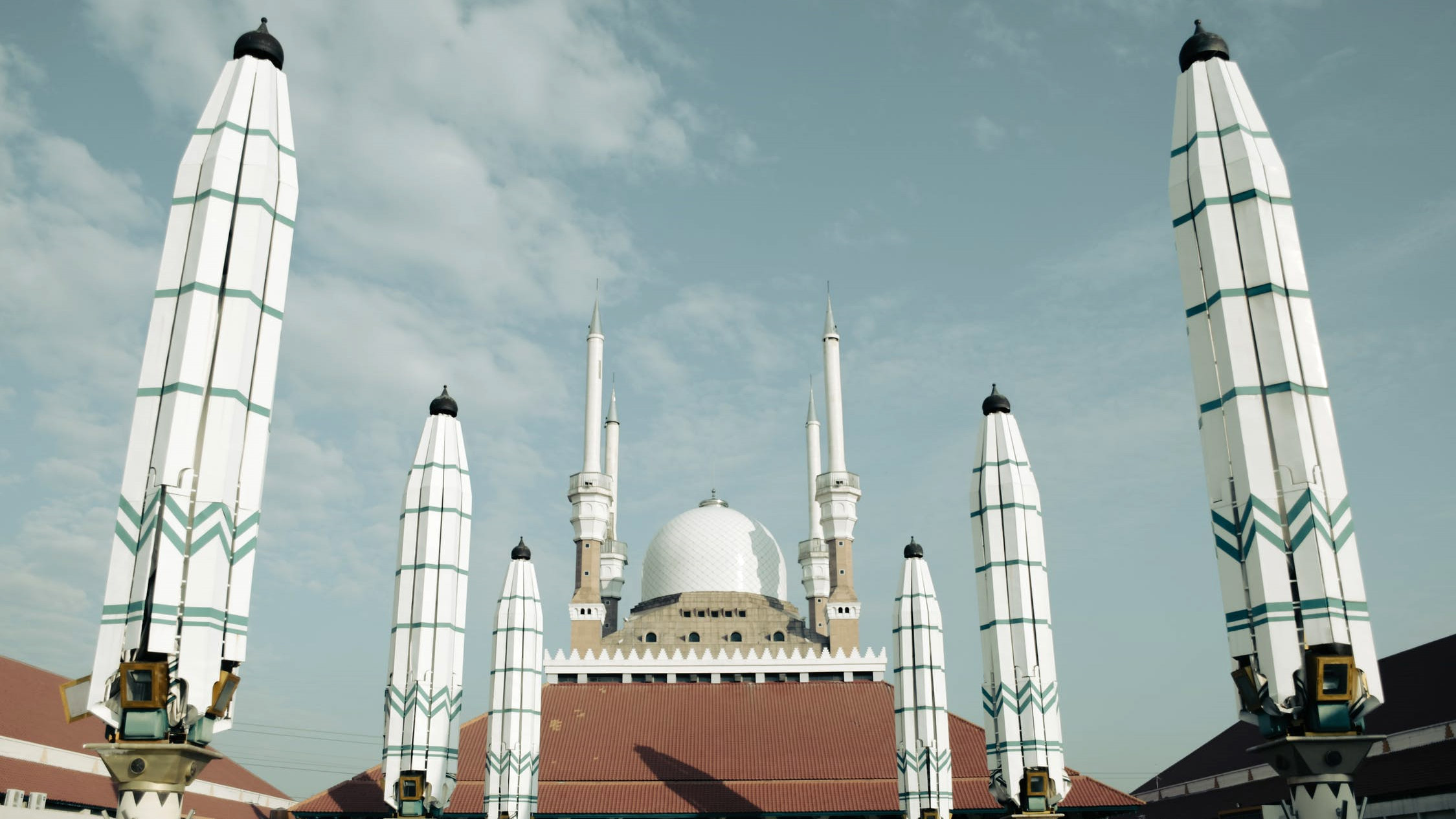বাবা-মায়ের অবাধ্যতা  বড় গুনাহ