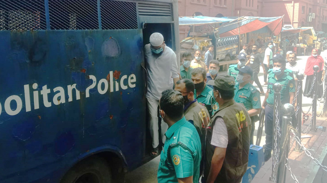 পলাতক বোমা মিজানের ফাঁসি ও জাবেদের যাবজ্জীবন