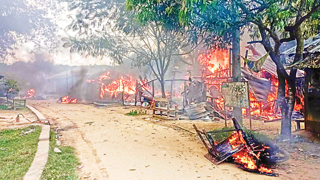 খাগড়াছড়িতে ১৪৪ ধারার মধ্যে হামলায় নিহত ৩