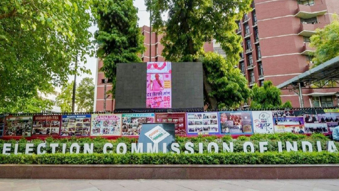 ভারতে রাজনৈতিক দলগুলোর মিথ্যা প্রতিশ্রুতি রুখতে চায় নির্বাচন কমিশন