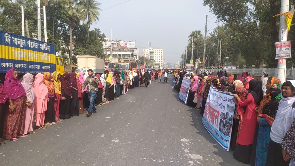 হানিফের আসনে ‘ভোট ডাকাতির’ অভিযোগ, পুনরায় নির্বাচনের দাবিতে মানববন্ধন