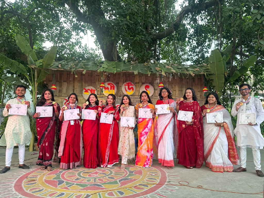 রঙে রাঙা আরপিএসইউ ‘বৈশাখী উৎসব ১৪৩৩’। ছবি: সৃগৃহীত